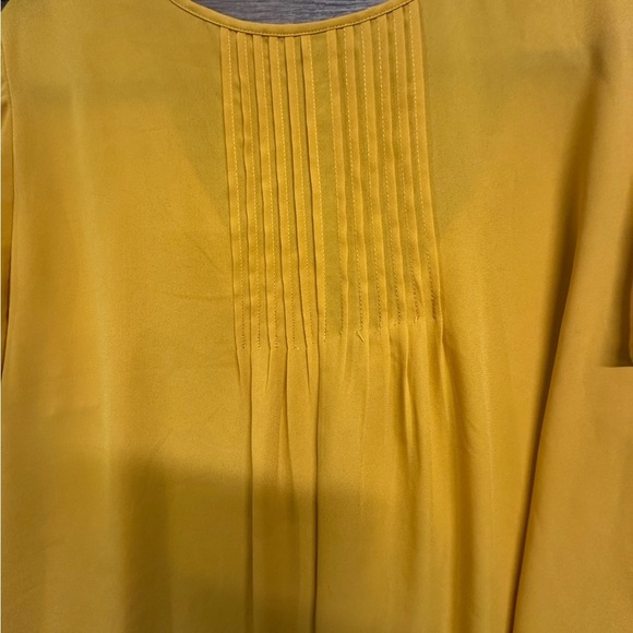 Torrid Yellow Flutter Sleeve Blouse with Bib Collar - Picture 5 of 6